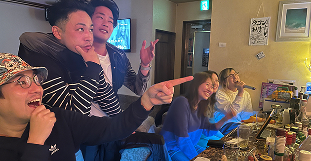 店員さんと歌う